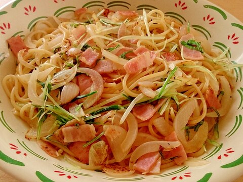 シンプルに★水菜とベーコンのパスタ